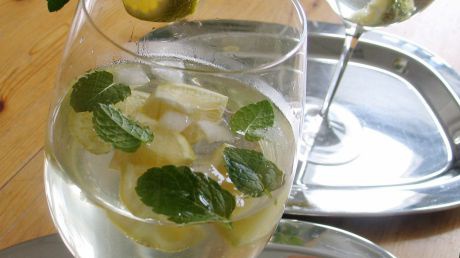 Hugo Cocktail